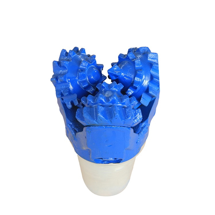 5 5/8"IADC126橡胶密封钢齿三牙轮钻头