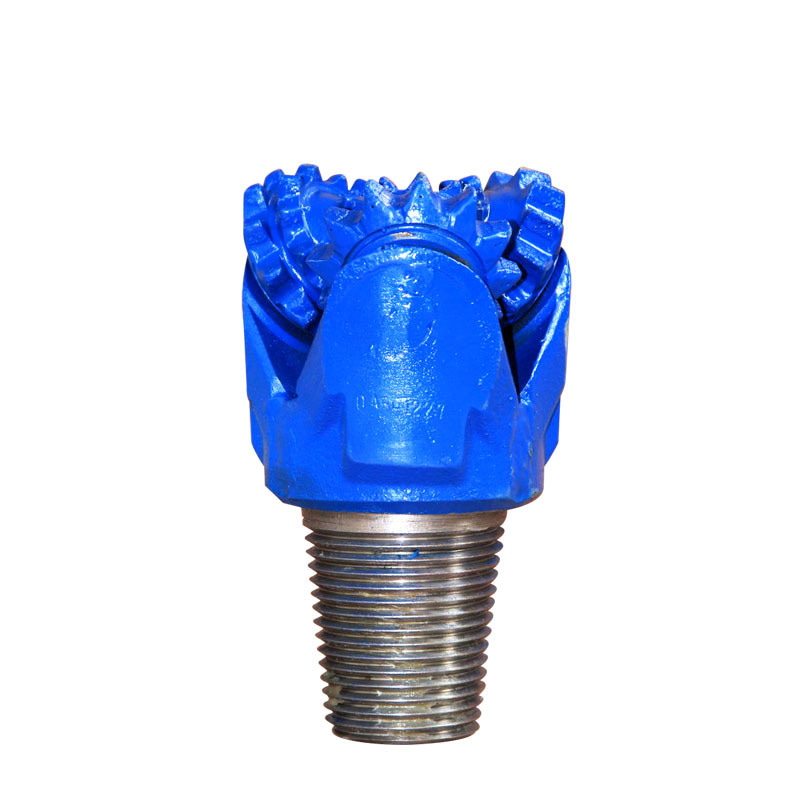 4 3/4"IADC126橡胶密封钢齿三牙轮钻头