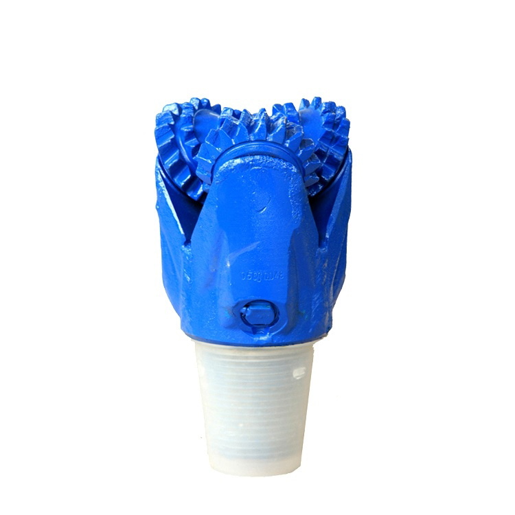 5 3/4"IADC126橡胶密封钢齿三牙轮钻头
