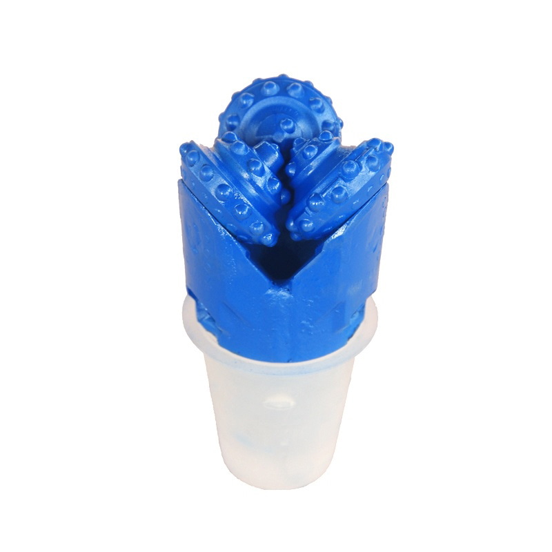 3 7/8" IADC637 镶齿三牙轮钻头