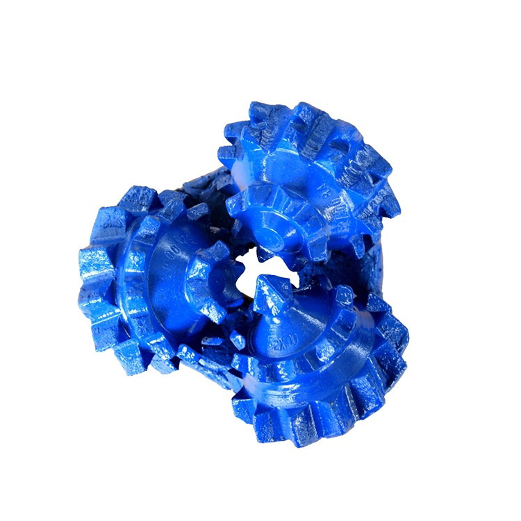 5 5/8"IADC126橡胶密封钢齿三牙轮钻头