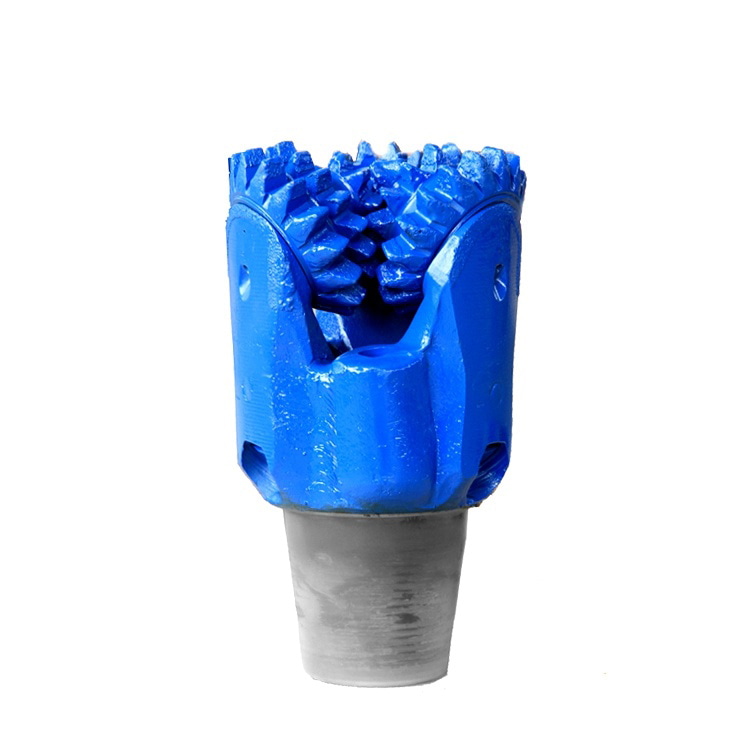 7 1/2"IADC216橡胶密封钢齿三牙轮钻头