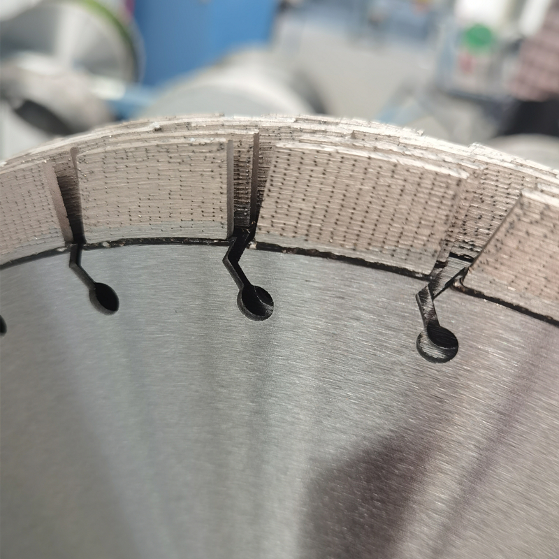 激光焊接金刚石均匀分布/有序排列锯片-17mm高齿