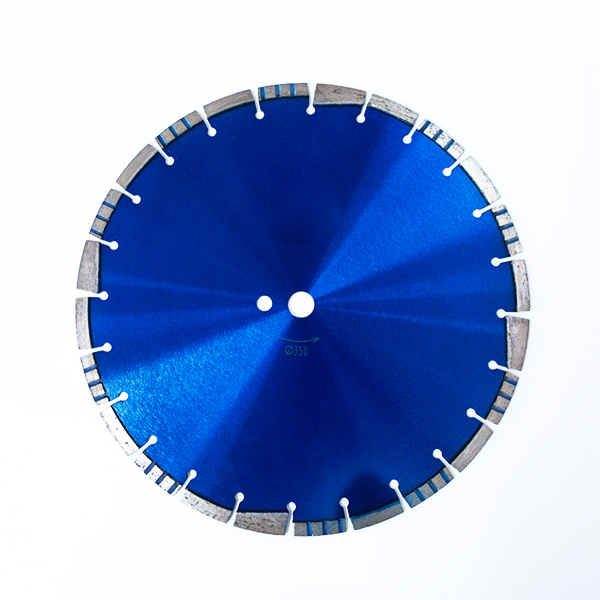 300-500mm激光焊接沥青/新混专用金刚石锯片