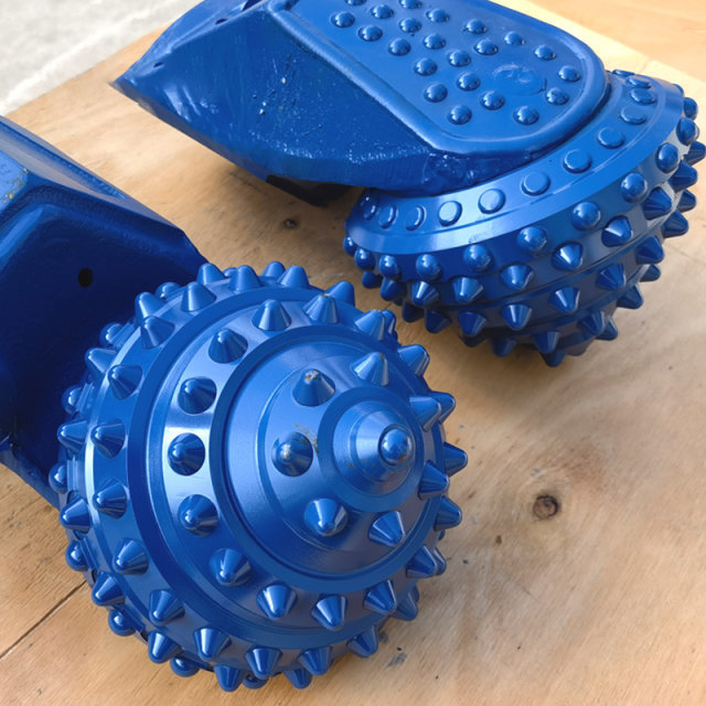 12 1/4 IADC637G三孔硬岩钻头用于HDD岩石扩眼器、岩石扩眼器